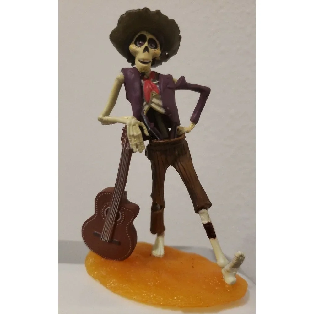 HECTOR from Coco Figurine Holiday Christmas Tree Ornament C-16